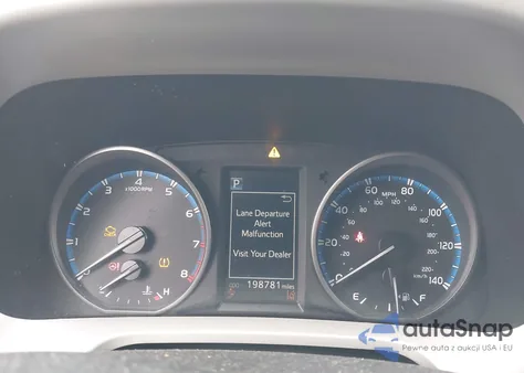 2018 Toyota Rav4 Xle from USA, damaged, VIN 2T3RFREVXJW705240